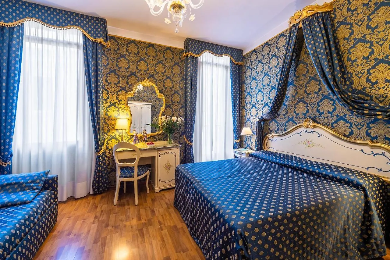 Al Gazzettino Hotel Venice 3*,  Italy