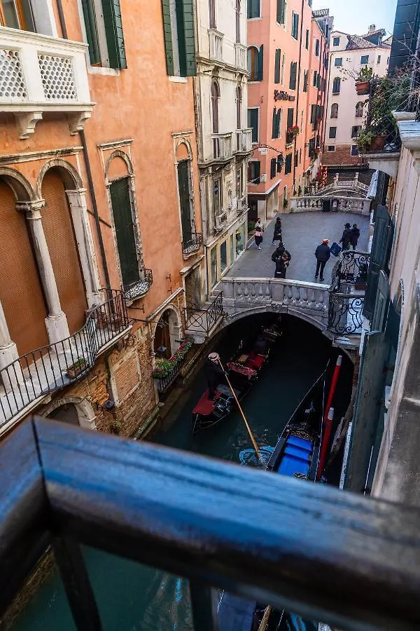 ***  Al Gazzettino Hotel Venice Italy