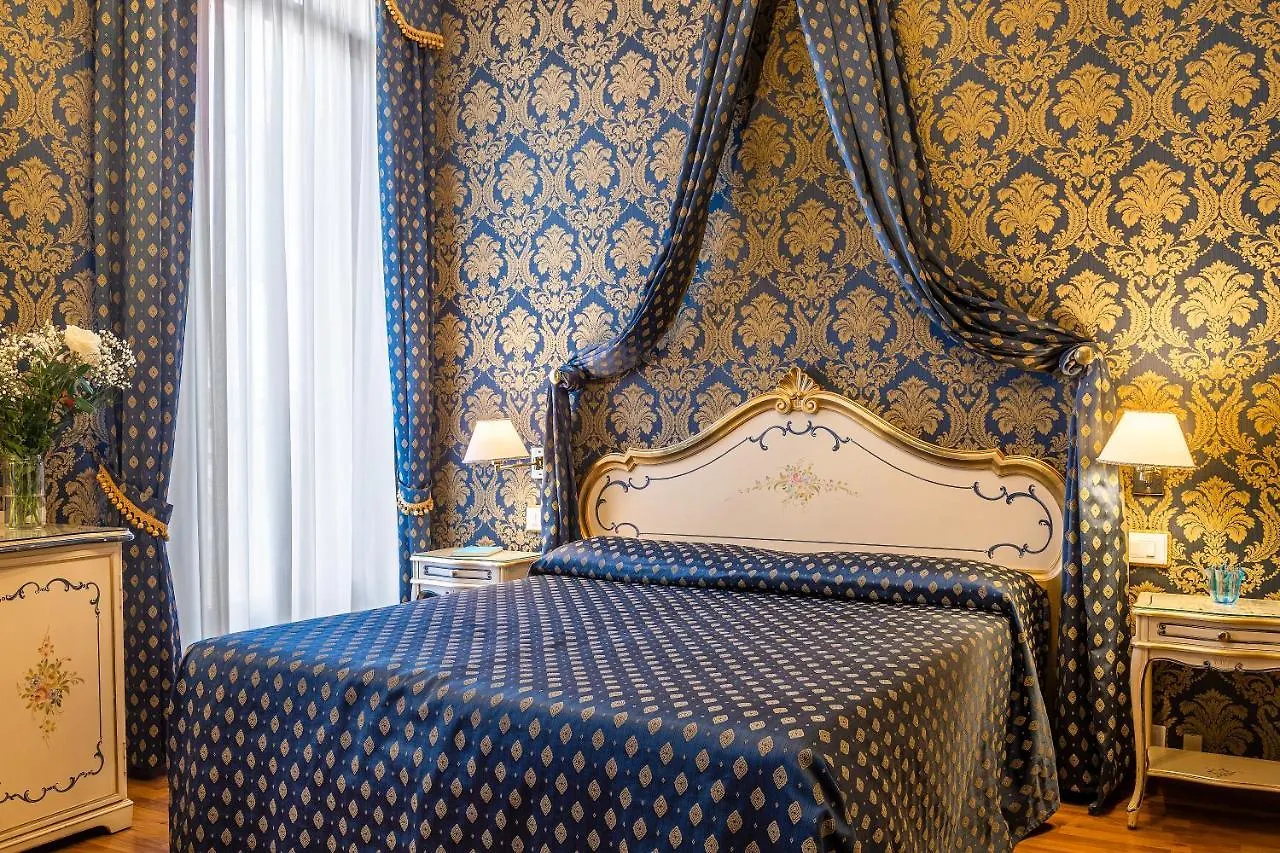 ***  Al Gazzettino Hotel Venice Italy